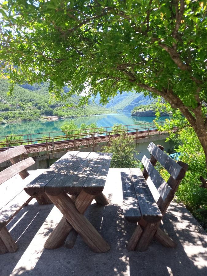 모스타르 Visit Dreznica 빌라 외부 사진