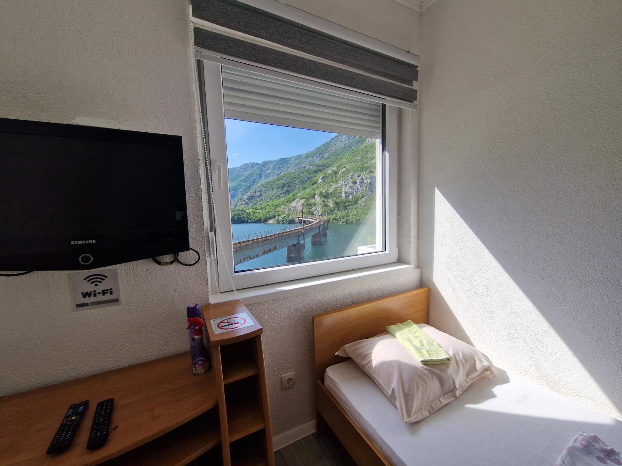 모스타르 Visit Dreznica 빌라 외부 사진