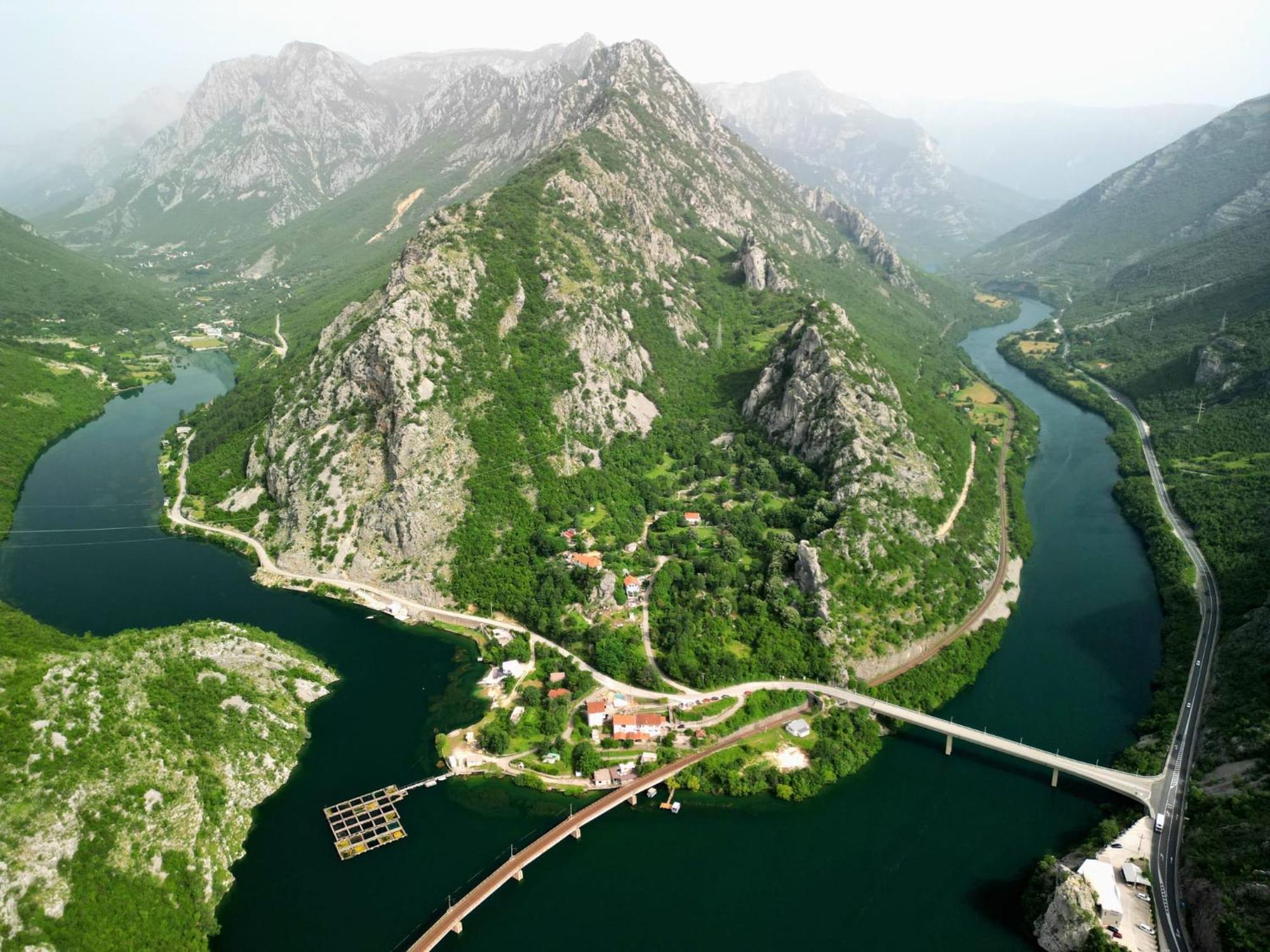모스타르 Visit Dreznica 빌라 외부 사진